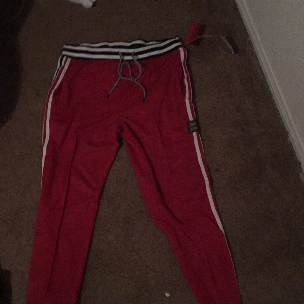 Skinny jean sweats